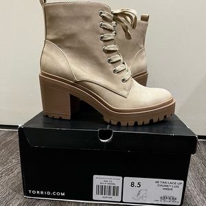 Torrid Size 8.5 boot